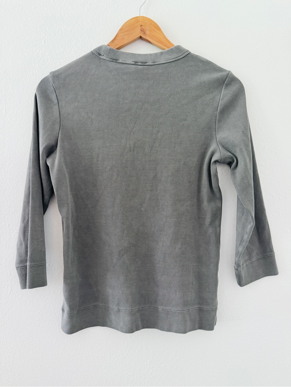 Arket Gray Ribbed Tee - Picture 3 of 7